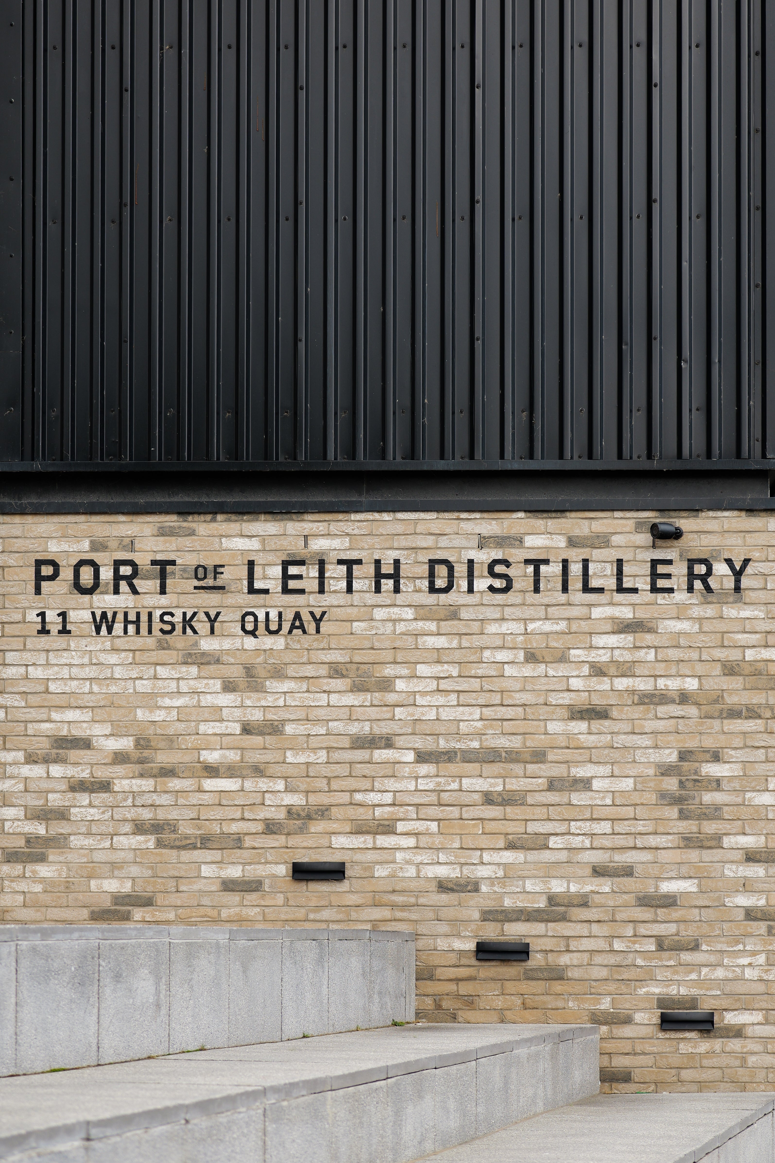 FLVR_15 // Ian Stirling / Port of Leith Distillery + Lind & Lime